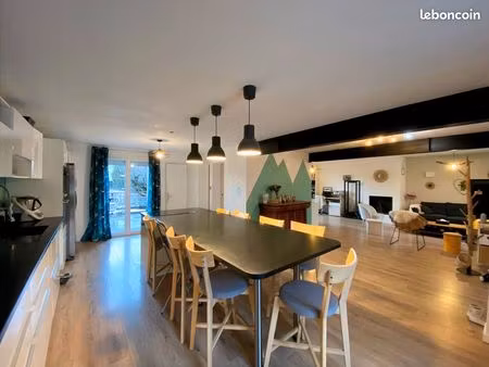 maison familiale rénovée avec jardin