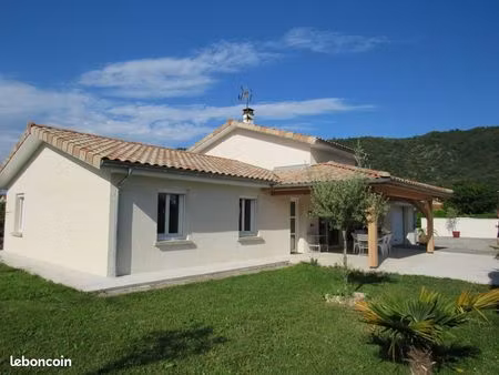 maison 6 pièces 110 m²