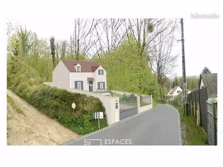 terrain 473 m² presles