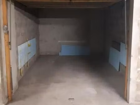 garage/box 13 m² dax