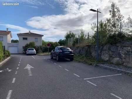 place de parking aérienne