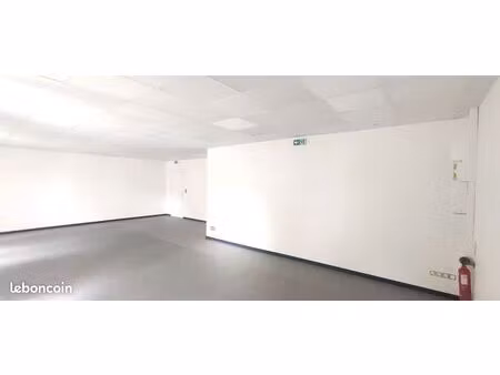 local professionnel bureau