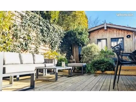 av maison st augustin