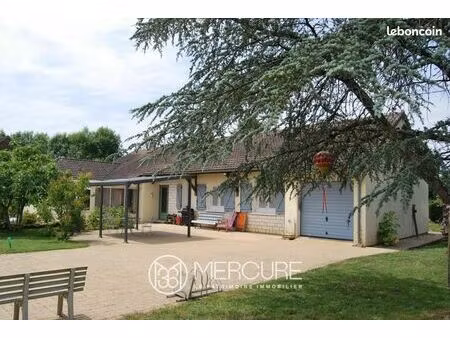 maison de village 6 pièces 183 m²