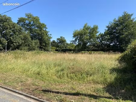 terrain 798 m² montpon-ménestérol