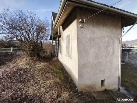 maison 2 pièces 75 m²