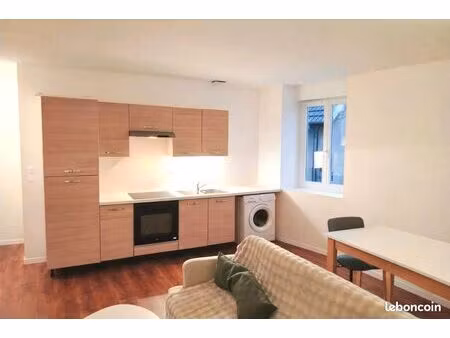 lumineux t2 meublé 44m2