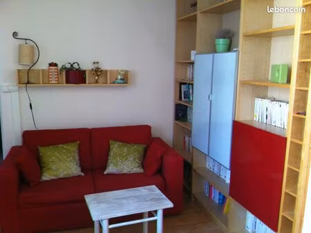 charmant deux pièces meublé et équipé canal st martin