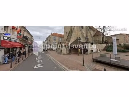 local commercial 94 m²