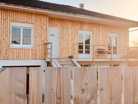 grande maison lumineuse  plages et port à pied  grande terrasse plein sud