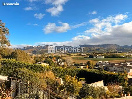 propriété 8 pièces 187 m²