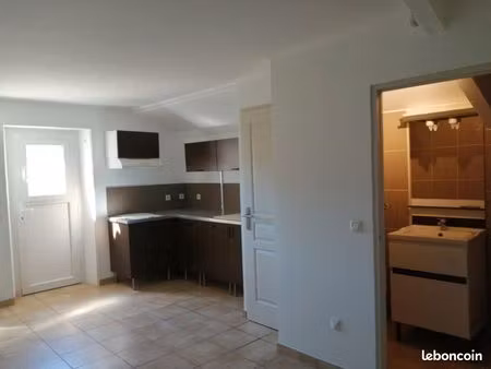 appartement indépendant dans mas