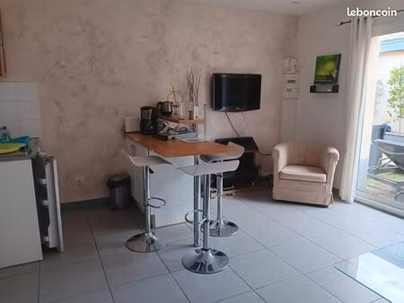 a louer appartement meublé t2 40m2