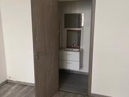 loue studio situé plein centre-ville de saint mihiel