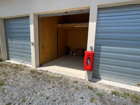 box de stockage garde meuble