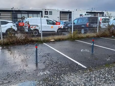 place parking pres gare