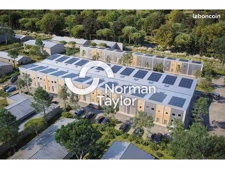 local d'activité 150 m²