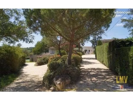 propriété 13 pièces 665 m²