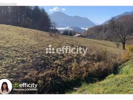 terrain 1 249 m² onnion