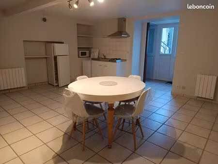 studio à louer à fleuré