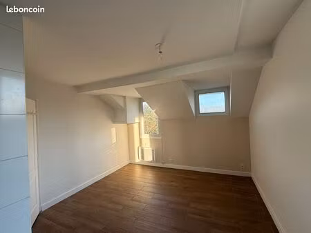 urgent - vend appartement studio bord de seine - proche gare