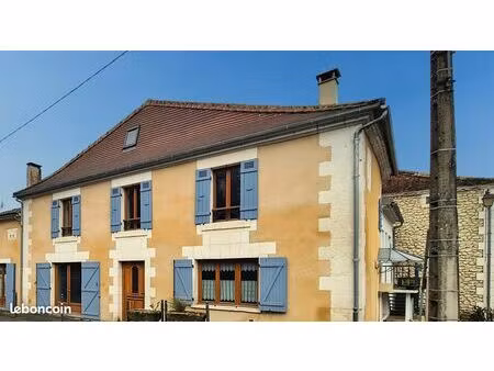 maison en viager 9 pièces 242 m²
