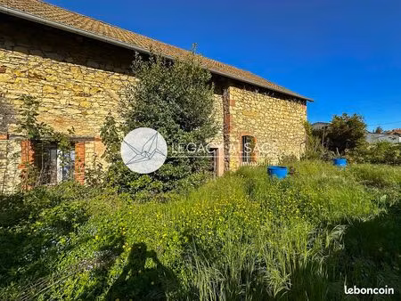 grange 7 pièces 200 m²