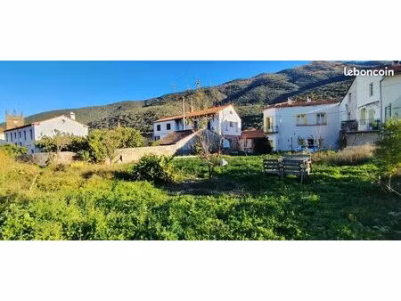 terrain 340 m² vinca