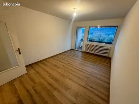appartement 3 pièces 67 m² avec parking – quartier calme au vert – très belles vues