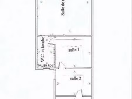 immeuble 12 pièces 143 m²