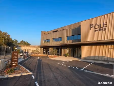 dernier cabinet paramedical /medicale de 30m²