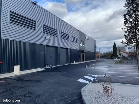 local d'activité 316 m²