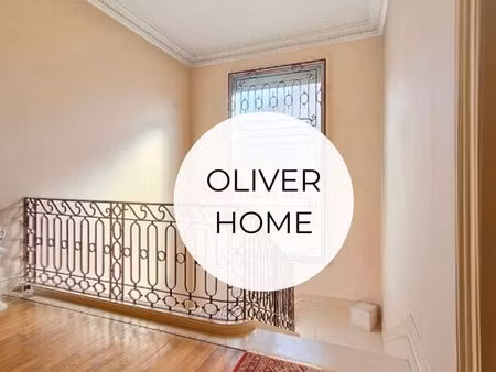 t2 de standing proche centre ville  face tram a