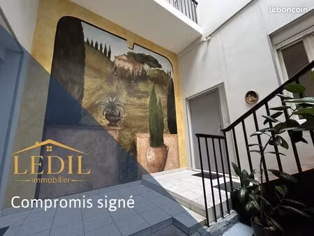 immeuble 4 pièces 171 m²