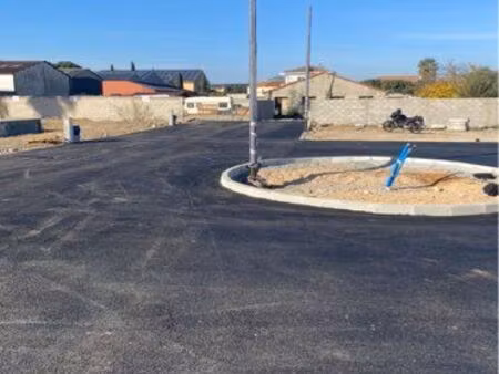 terrain constructible clôturé viabilisé