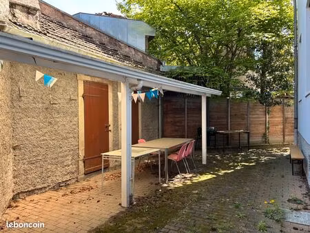 robertsau - beau 2p avec cour