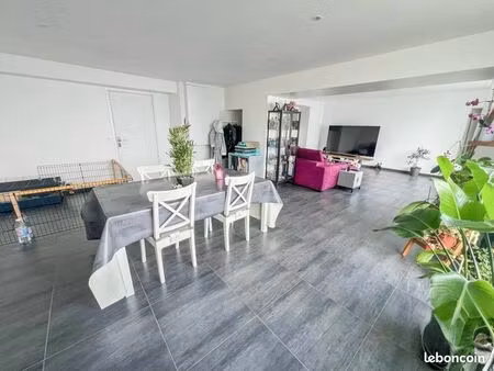 maison de ville 5 pièces 150m2