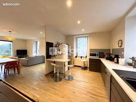 maison 7 pièces 170 m²