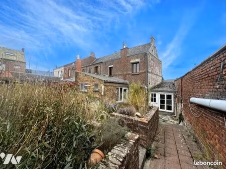 maison 3 pièces 90 m²