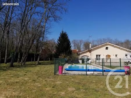 maison 6 pièces 160 m²