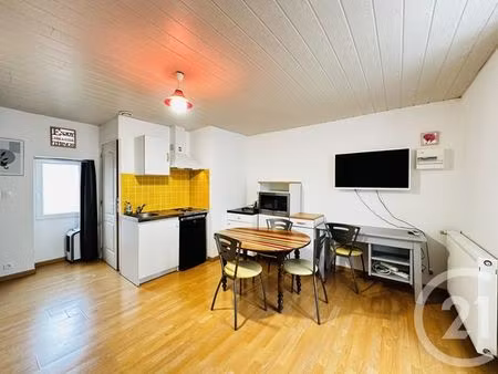 appartement f1 à louer - 1 pièce - 24 m2 - tonnay charente - 17 - poitou-charentes