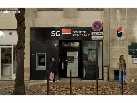 local 133 m² neuilly-sur-seine