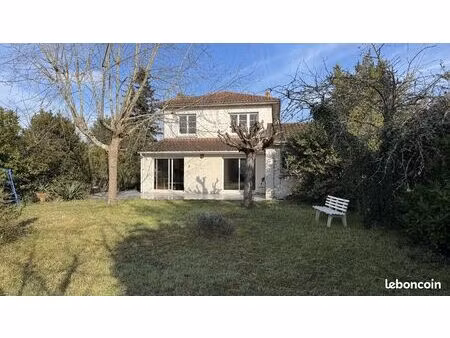 maison 6 pièces 140 m²