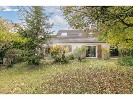 maison 6 pièces 138 m²