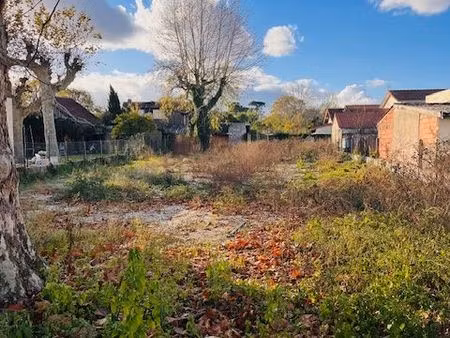 terrain 700 m² merignac