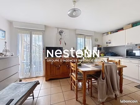 immeuble 4 pièces 65 m²