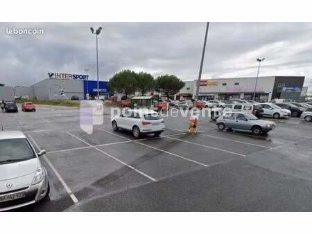 local commercial 572 m²