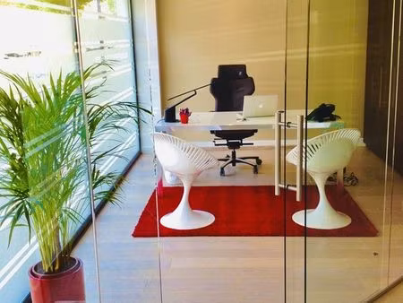 local commercial 147 m² bordeaux