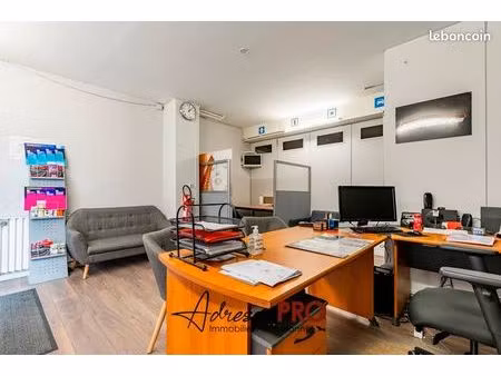 local commercial 65 m²