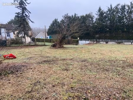 terrain constructible 1000m2 la crèche